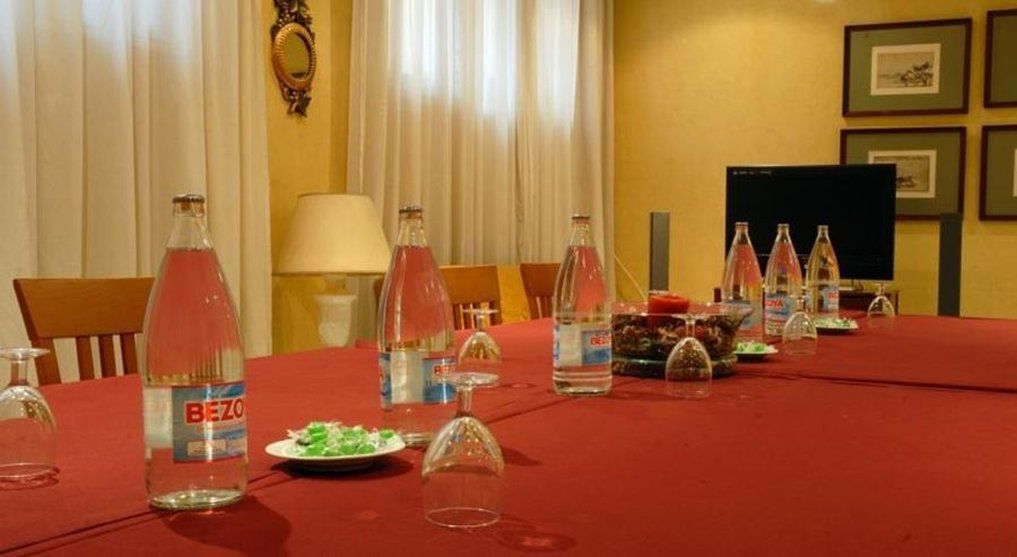 Reyes Católicos Hotel Sevilha Negócio foto